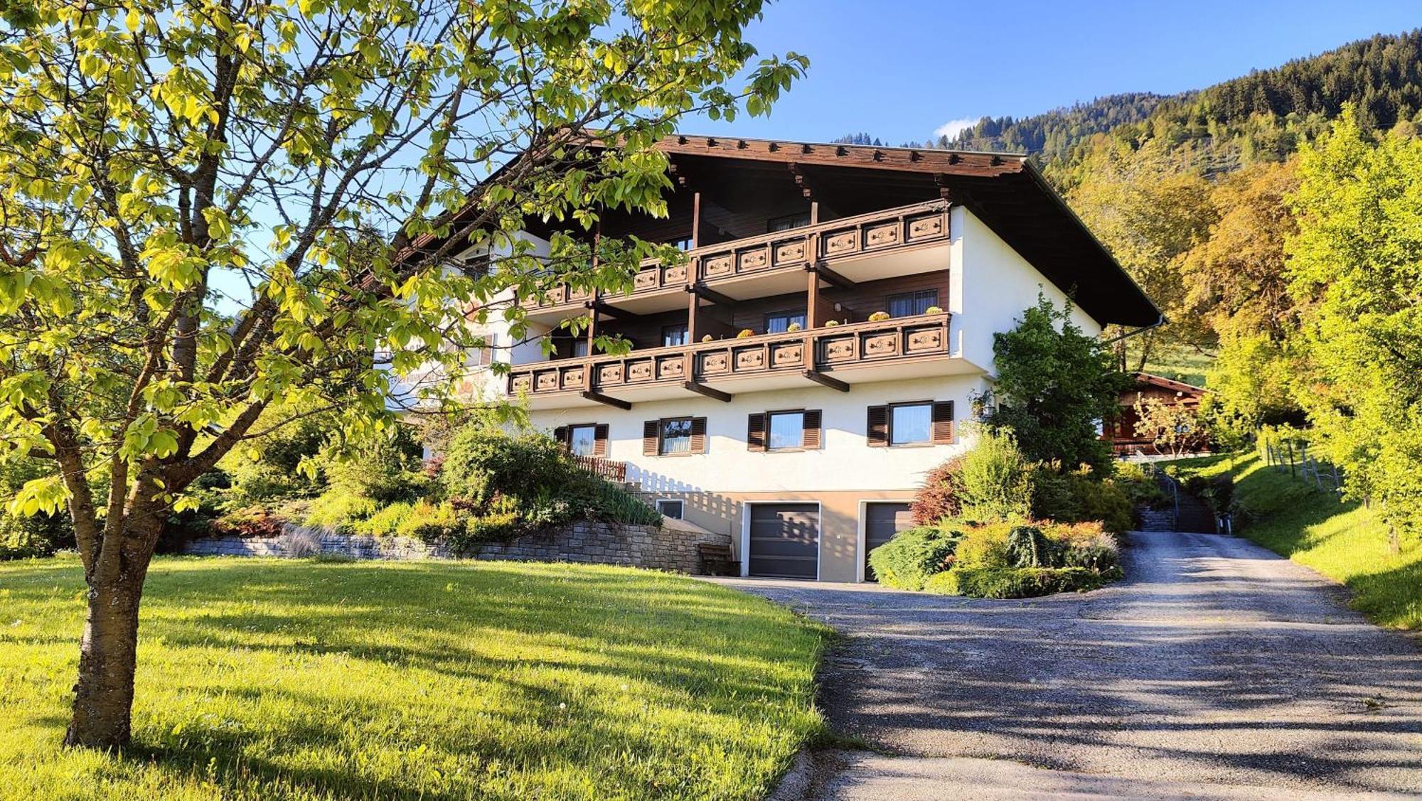 Moderne-Ferienwohnung-Nur-1Km-Vom-Millstaetter-See-In-Kaernten-Entfernt 밀슈타 외부 사진
