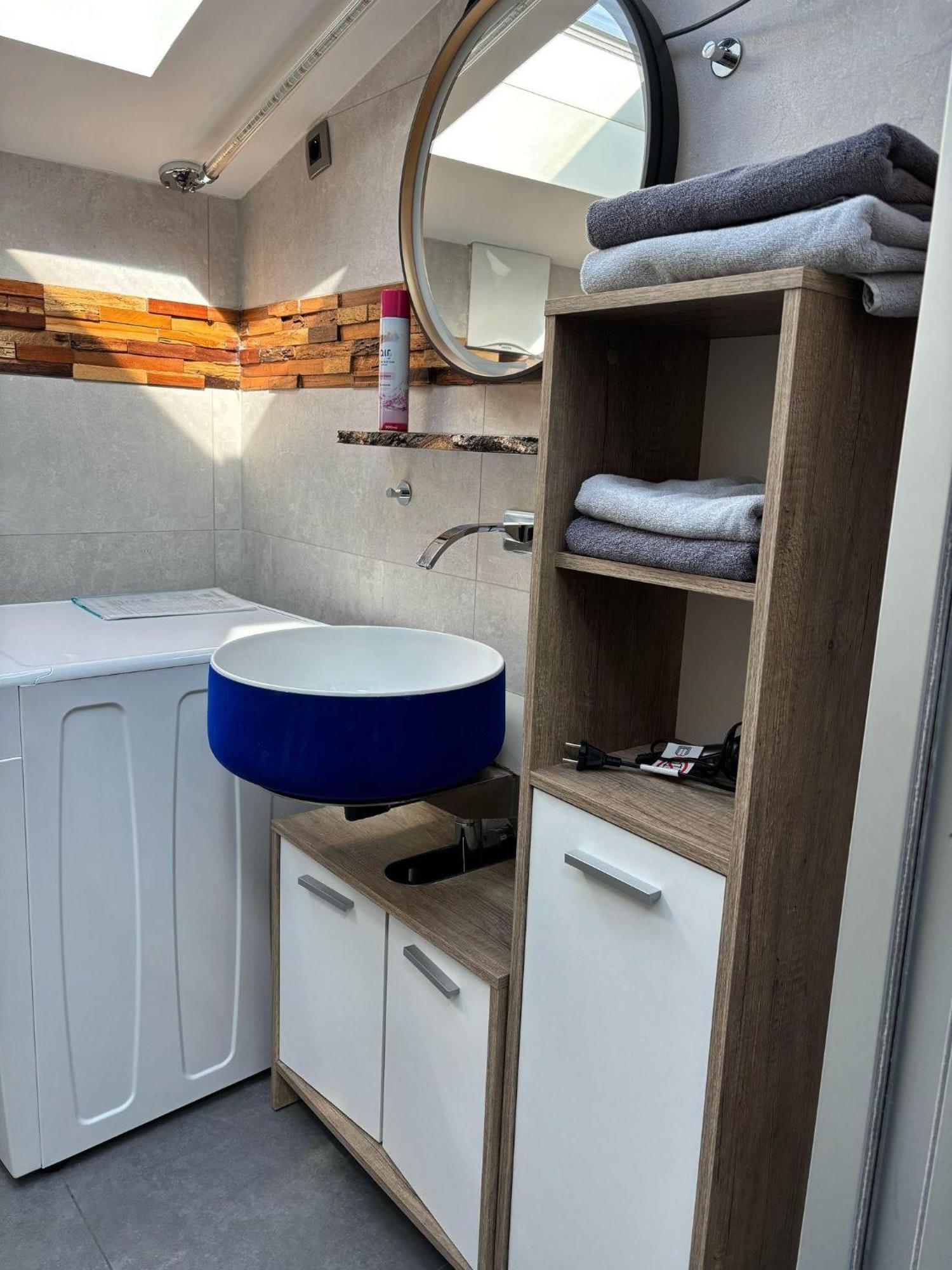 Moderne-Ferienwohnung-Nur-1Km-Vom-Millstaetter-See-In-Kaernten-Entfernt 밀슈타 외부 사진